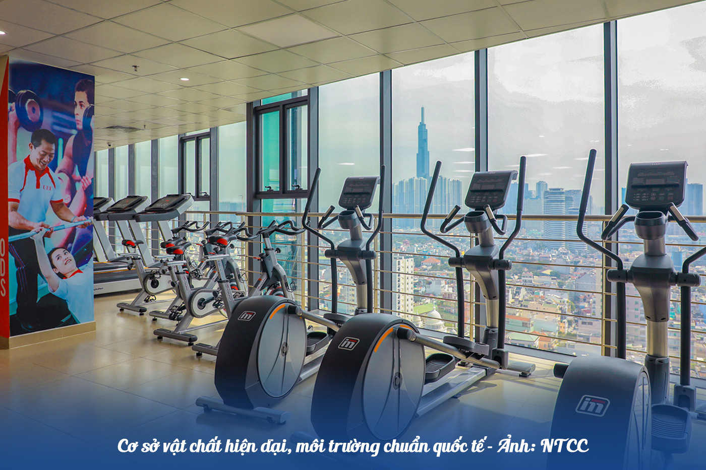 Hơn 300 suất học bổng cho chương trình cử nhân quốc tế UEF năm 2026 - Ảnh 9