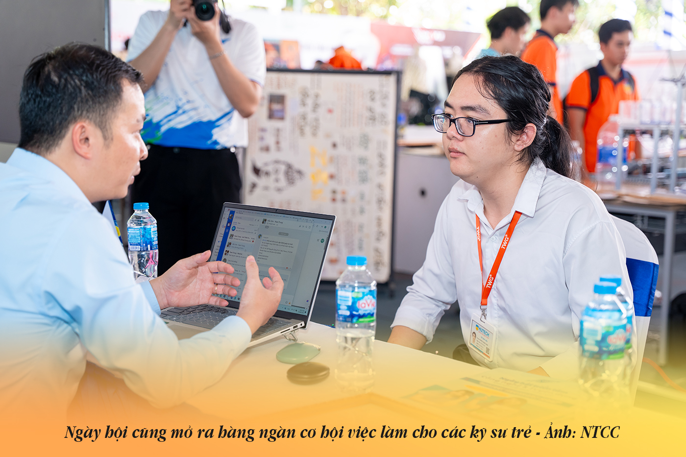 Sinh viên HUTECH và hành trình đưa đam mê kỹ thuật vào từng cỗ máy - Ảnh 7 Sinh viên HUTECH và hành trình đưa đam mê kỹ thuật vào từng cỗ máy - Ảnh 7