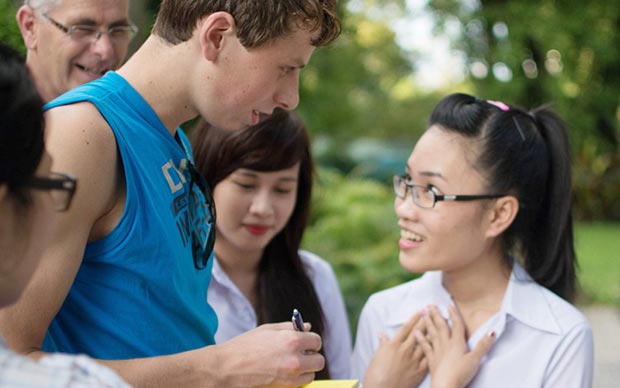 Học sinh Việt Giao học chương trình Tesol với GV nước ngoài
