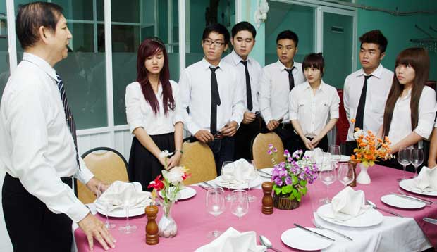 Học hành dở dang vẫn có cách để tiến thân lập nghiệp - ảnh 2