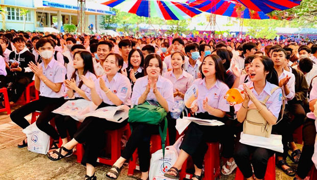 Trường ĐH Sài Gòn dành tối thiểu 85% chỉ tiêu xét kết quả thi tốt nghiệp - ảnh 1