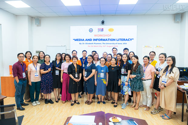 HUFLIT phối hợp cùng Đại sứ quán Hoa Kỳ tại Việt Nam nâng cao năng lực giảng dạy tiếng Anh cho giảng viên - ảnh 2