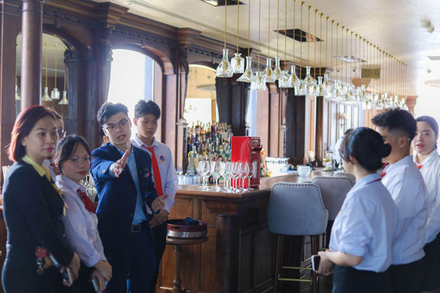 Sẵn sàng chinh phục ngành Hospitality cùng SIU