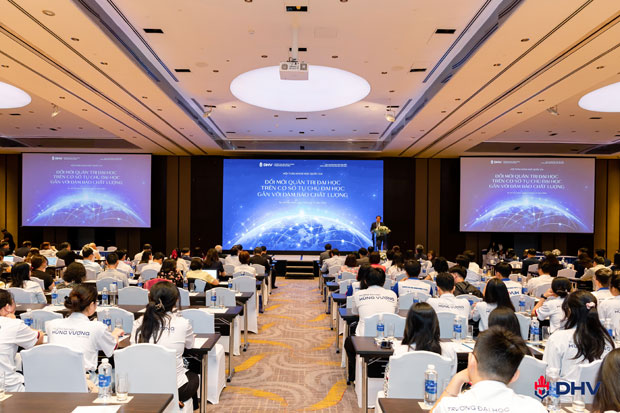 Vững bước với hàng loạt học bổng tại Trường ĐH Hùng Vương TP. HCM
