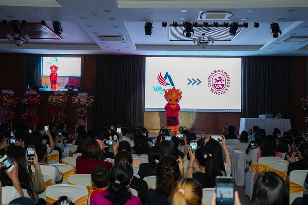 VA Schools ra mắt bộ nhận diện thương hiệu mới: Trường học của sự lắng nghe