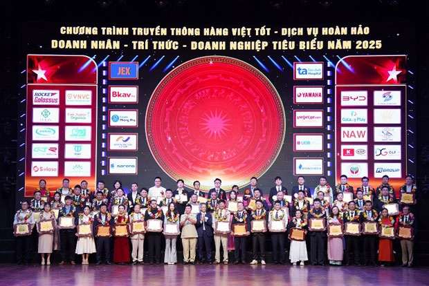 AUS đồng hành cùng tri thức Việt