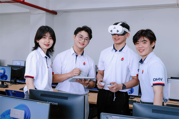 Xét học bạ tại DHV - Cơ hội nhận học bổng, hỗ trợ học phí vào ĐH cho 2K8