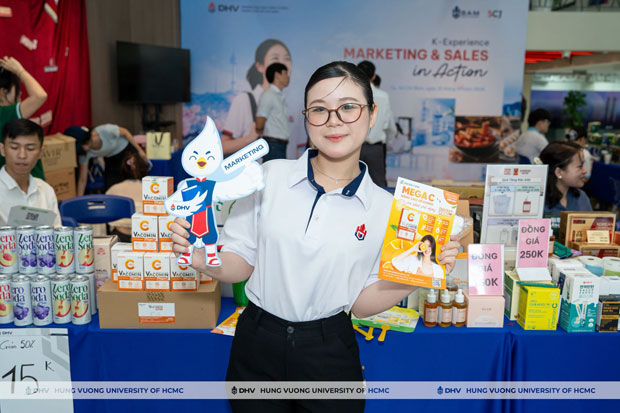 Tại DHV, bài tập cuối kỳ có thể trở thành dự án đầu tiên trong CV của bạn Tại DHV, bài tập cuối kỳ có thể trở thành dự án đầu tiên trong CV của bạn