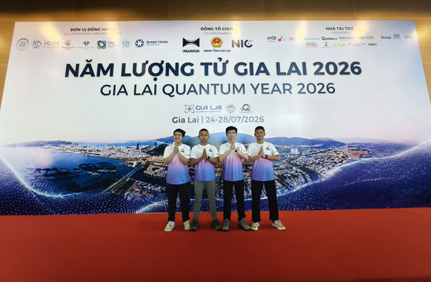 Sinh viên ngành Công nghệ thông tin HUFLIT và hành trình mở lối qua những đấu trường công nghệ