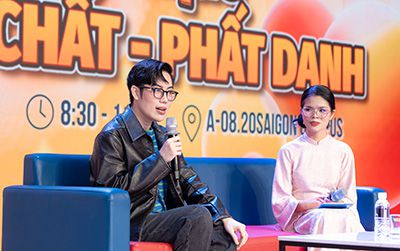 Huy Forum cùng sinh viên Ngôn ngữ Anh HUTECH giải mã hành trình ′Khoe chất - Phất danh′