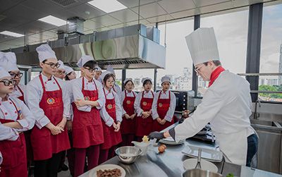 Sẵn sàng chinh phục ngành Hospitality cùng SIU