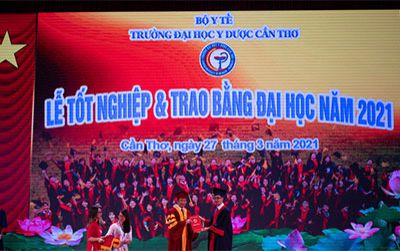 Trường đại học Y dược Cần Thơ ngưng tuyển sinh hệ vừa làm vừa học