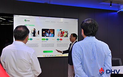 Trường ĐH Hùng Vương TP.HCM đào tạo nhân lực AI thời đại số
