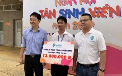 Bất ngờ tăng học phí 'khủng', có ngành tăng 5 lần, hiệu trưởng ĐH Y dược TP.HCM nói gì?