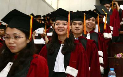 Báo động người học thạc sĩ bỏ chọn trường công, chạy sang trường tư
