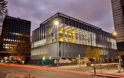 BUV đưa chương trình đào tạo từ đại học 200 năm ở Manchester về Việt Nam