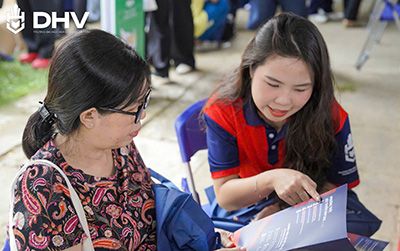 Bài toán tài chính 4 năm đại học và xu hướng chọn trường của phụ huynh