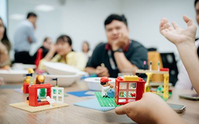 Chơi mà học với LEGO Serious Play