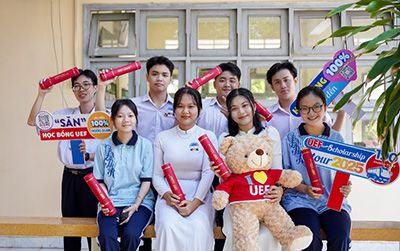 Học sinh Tây Nam Bộ nhận học bổng lên đến 100% từ UEF