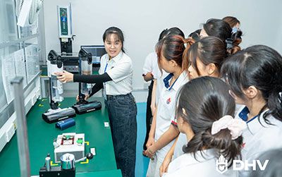 Tại DHV, bài tập cuối kỳ có thể trở thành dự án đầu tiên trong CV của bạn