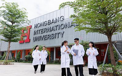 Công nghệ Thẩm mỹ: ngành học mới làm đẹp nội khoa