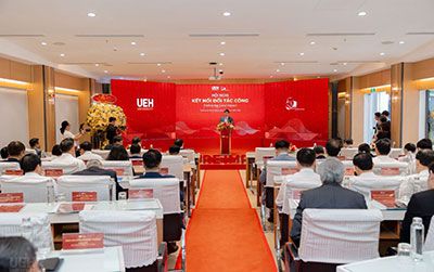 UEH và bước chuyển đồng sáng tạo: Đưa tri thức thành giải pháp thực tiễn