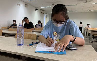 2023 թվականին Վիետնամի Ազգային Համալսարանը Հո Չի Մին քաղաքում բարձրացրել է իրավասության թեստի գնահատման չափանիշները մինչև 45%: