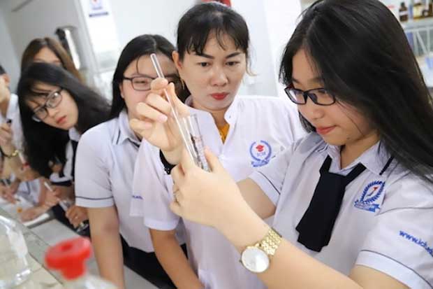 Mô hình đào tạo 9+ Cao đẳng: Hướng đi mới có việc làm ngay cho học sinh và chọn trường ĐH uy tín ngay từ lớp 10 - ảnh 1 Mô hình đào tạo 9+ Cao đẳng: Hướng đi mới có việc làm ngay cho học sinh và chọn trường ĐH uy tín ngay từ lớp 10 - ảnh 1