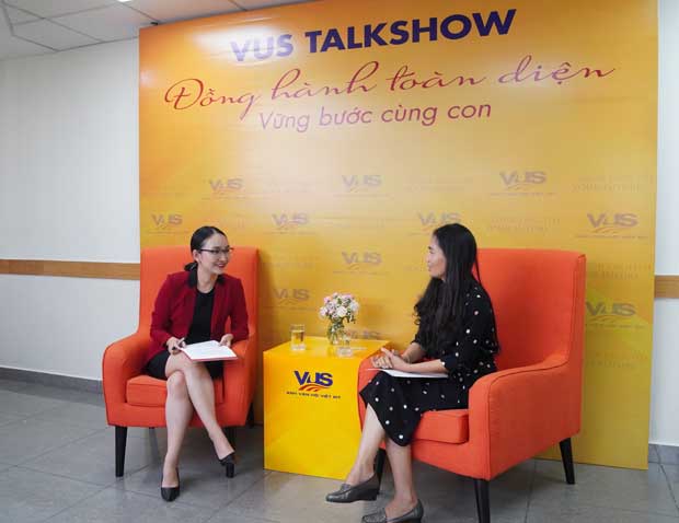 Chuyên gia đồng hành cùng phụ huynh sống tích cực sau mùa dịch - ảnh 1 Chuyên gia đồng hành cùng phụ huynh sống tích cực sau mùa dịch - ảnh 1