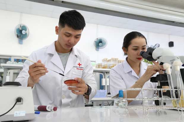 Đại học Quốc tế Hồng Bàng hợp tác đào tạo nhân lực cho bệnh viện - ảnh 2 Đại học Quốc tế Hồng Bàng hợp tác đào tạo nhân lực cho bệnh viện - ảnh 2