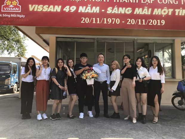 Khoa Quan hệ Quốc tế Trường ĐH HUFLIT - Đào tạo theo tư duy Sáng tạo thực tế ứng dụng - ảnh 7 Khoa Quan hệ Quốc tế Trường ĐH HUFLIT - Đào tạo theo tư duy Sáng tạo thực tế ứng dụng - ảnh 7