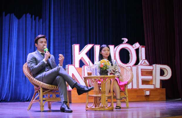 Khoa Quan hệ Quốc tế Trường ĐH HUFLIT - Đào tạo theo tư duy Sáng tạo thực tế ứng dụng - ảnh 8 Khoa Quan hệ Quốc tế Trường ĐH HUFLIT - Đào tạo theo tư duy Sáng tạo thực tế ứng dụng - ảnh 8