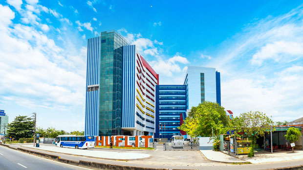 HUFLIT sát cánh cùng thí sinh lựa chọn nguyện vọng xét tuyển - ảnh 5 HUFLIT sát cánh cùng thí sinh lựa chọn nguyện vọng xét tuyển - ảnh 5