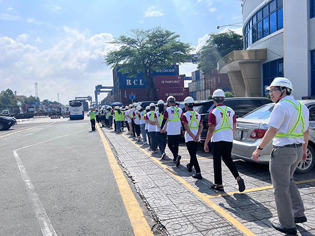 Tương lai nghề nghiệp rộng mở với ngành logistics và quản lý chuỗi cung ứng - Ảnh 1 Tương lai nghề nghiệp rộng mở với ngành logistics và quản lý chuỗi cung ứng - Ảnh 1