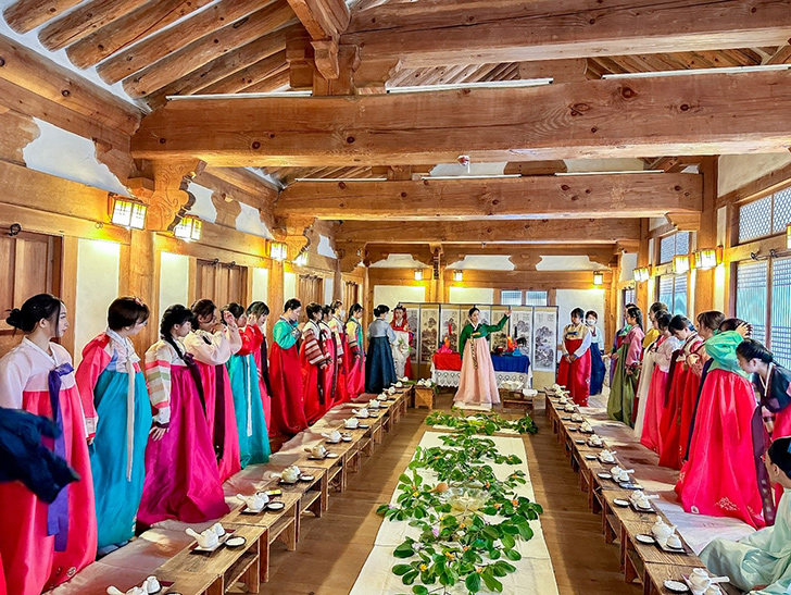 Chọn trường thế mạnh về kinh doanh, quản lý đăng ký nguyện vọng 1 - ảnh 5 Chọn trường thế mạnh về kinh doanh, quản lý đăng ký nguyện vọng 1 - ảnh 5