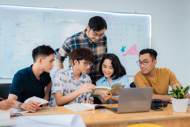 500 triệu/3,5 năm và nỗi lo tài chính đại học liệu có đủ - ảnh 1 500 triệu/3,5 năm và nỗi lo tài chính đại học liệu có đủ - ảnh 1