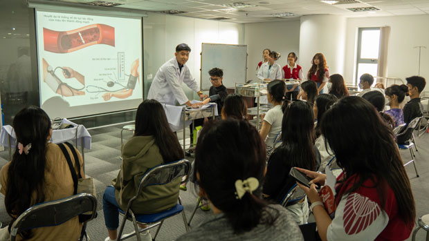 HIU hướng dẫn đăng ký nguyện vọng thông minh để trúng tuyển ngành yêu thích - ảnh 2 HIU hướng dẫn đăng ký nguyện vọng thông minh để trúng tuyển ngành yêu thích - ảnh 2