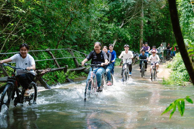 Mùa hè rực rỡ: Từ hóa nông dân nhí đến nhà thám hiểm rừng - ảnh 3 Mùa hè rực rỡ: Từ hóa nông dân nhí đến nhà thám hiểm rừng - ảnh 3