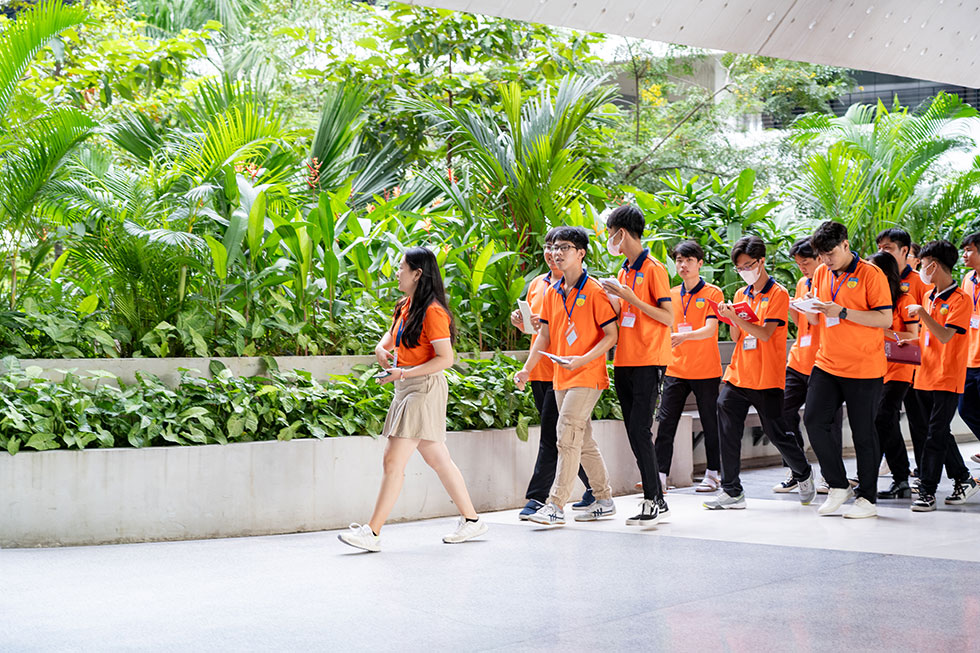 Sinh viên công nghệ thông tin học lưu động cùng chuyên gia - ảnh 2 Sinh viên công nghệ thông tin học lưu động cùng chuyên gia - ảnh 2