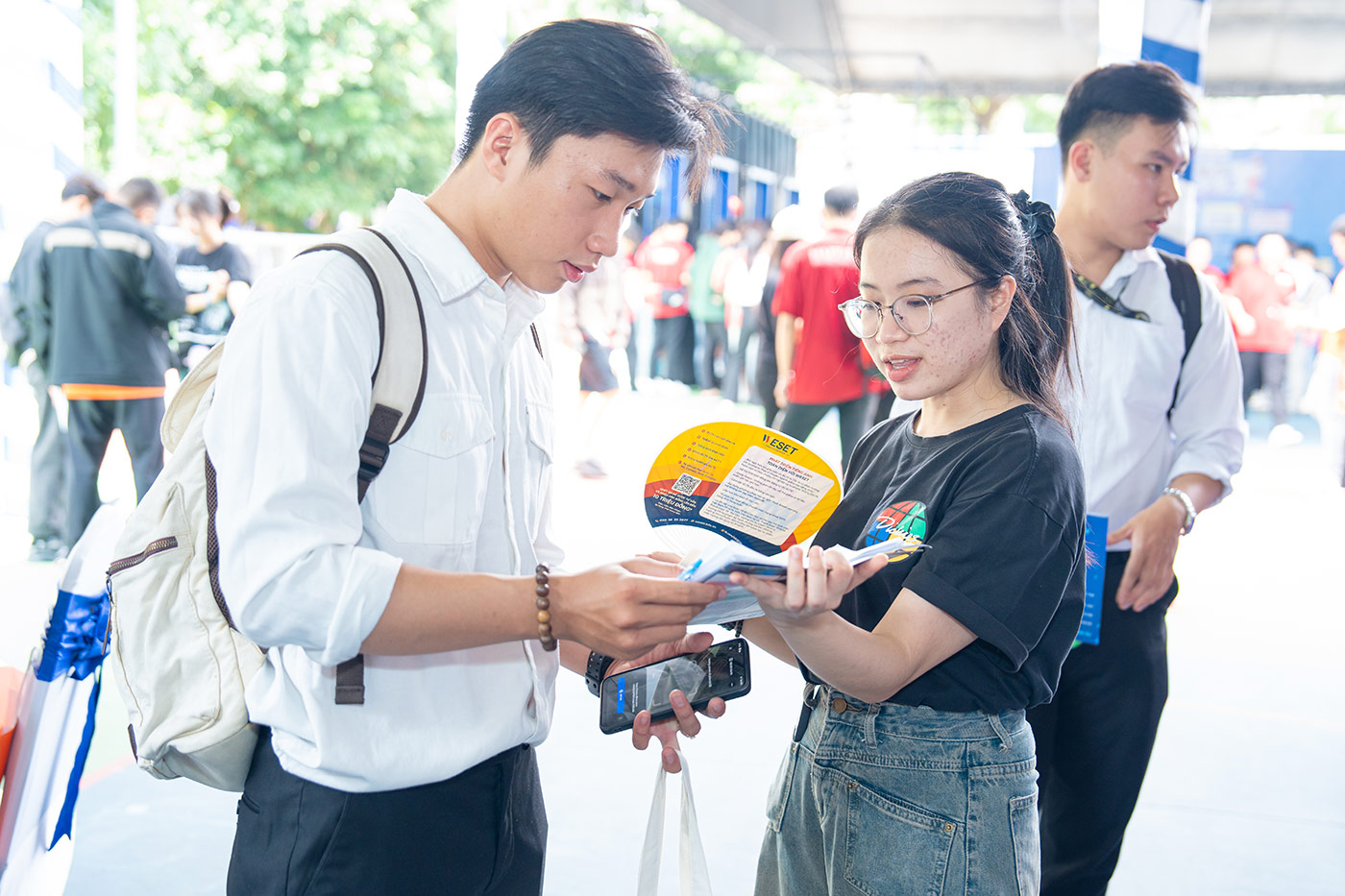 Sinh viên làm đồ án thiết kế mô hình điện thân xe bằng trợ lý ảo - ảnh 5 Sinh viên làm đồ án thiết kế mô hình điện thân xe bằng trợ lý ảo - ảnh 5