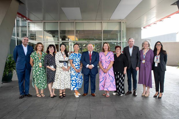 Chủ tịch Thượng viện Úc thăm Đại học RMIT Việt Nam - ảnh 1 Chủ tịch Thượng viện Úc thăm Đại học RMIT Việt Nam - ảnh 1