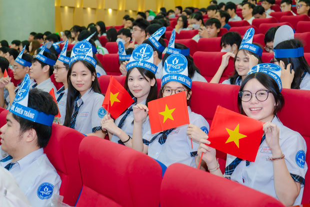 HIU đồng hành cùng Sở GD&ĐT TP.HCM lan tỏa tinh thần khởi nghiệp trong giới trẻ - ảnh 4 HIU đồng hành cùng Sở GD&ĐT TP.HCM lan tỏa tinh thần khởi nghiệp trong giới trẻ - ảnh 4