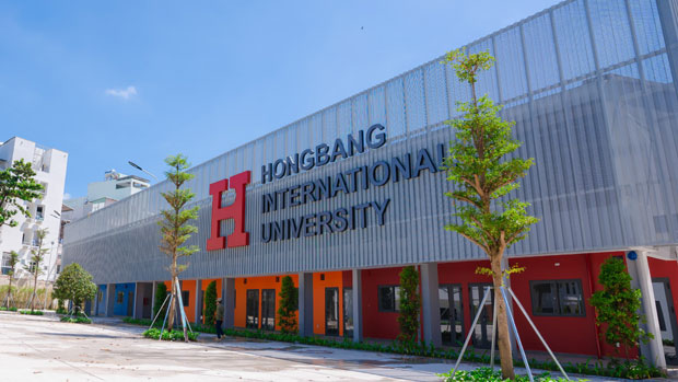 HIU với chính sách học phí đặc biệt năm 2025: học phí nhẹ nhàng, học bổng ngập tràn - ảnh 3 HIU với chính sách học phí đặc biệt năm 2025: học phí nhẹ nhàng, học bổng ngập tràn - ảnh 3