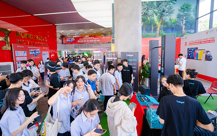 Bùng nổ sáng tạo chuỗi ngày hội khởi nghiệp lớn nhất tại HIU: Hơn 2,000 HS THPT tham gia trong ngày đầu tiên - ảnh 3 Bùng nổ sáng tạo chuỗi ngày hội khởi nghiệp lớn nhất tại HIU: Hơn 2,000 HS THPT tham gia trong ngày đầu tiên - ảnh 3