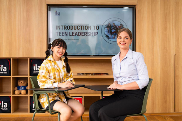 Con có đang thực sự sống đúng với tuổi thơ - ảnh 1 Con có đang thực sự sống đúng với tuổi thơ - ảnh 1