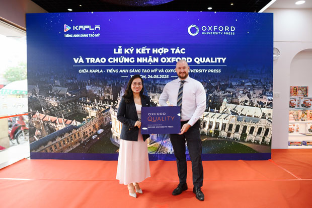 Oxford University Press Trao Chứng nhận Oxford Quality cho Kapla Oxford University Press Trao Chứng nhận Oxford Quality cho Kapla