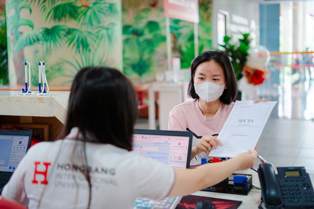 HIU công bố điểm sàn xét tuyển 2025 theo kết quả thi tốt nghiệp THPT HIU công bố điểm sàn xét tuyển 2025 theo kết quả thi tốt nghiệp THPT