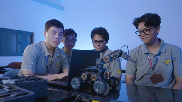 HUFLIT - MGIMO: Cầu nối học thuật Việt - Nga và hành trình khẳng định vị thế giáo dục thời đại số HUFLIT - MGIMO: Cầu nối học thuật Việt - Nga và hành trình khẳng định vị thế giáo dục thời đại số